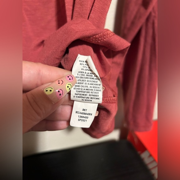 Zella Long Sleeve Soft Henley shirt w/ 3/4 buttons- size l - Picture 8 of 10